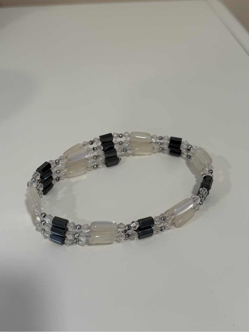 Elegant White and Black Beaded Stretch Bracelet